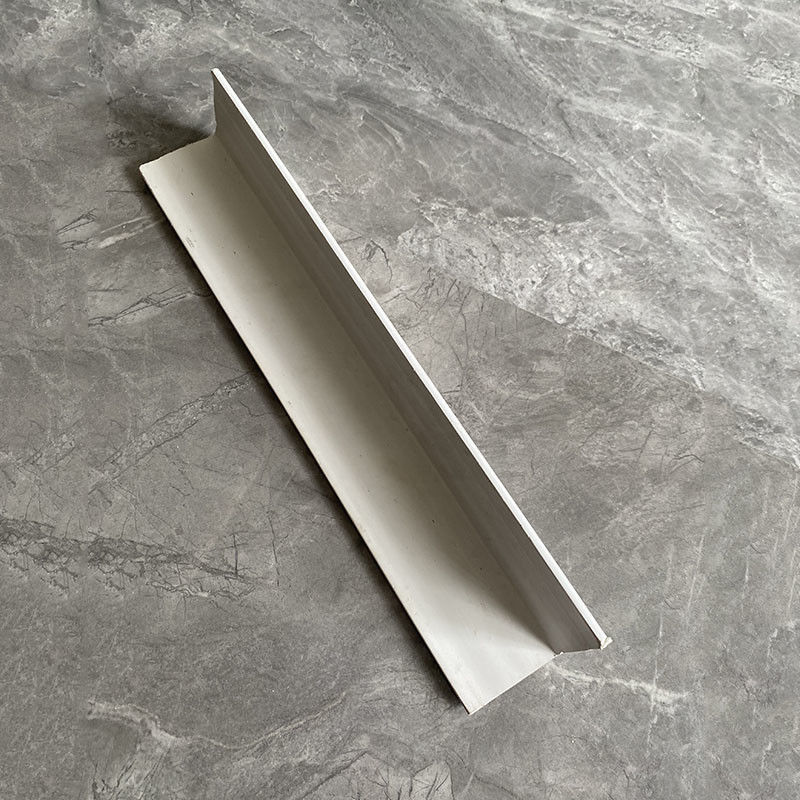 Soem-ODM-glatte PVC-Wand-Schutzecken-Eckrand für Wände