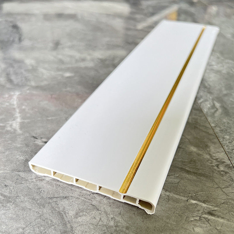 Wasserdichtes 150mm PVC-Skirting Board Dekorativ für anspruchsvolle Innenräume